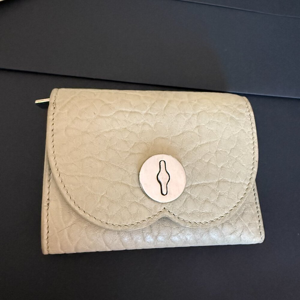 Burberry Women's Chess Hunter Leather Compact Tri-fold Wallet - Picture 13 of 15